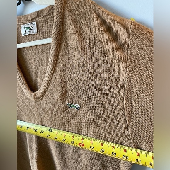 VINTAGE JCPenney The Fox sweater, tan, size Large, great condition for age - Picture 3 of 7